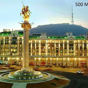 old-tbilisi-narikala-apartment.alltbilisihotels.com/